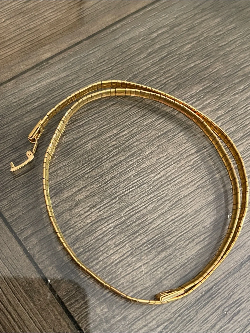 Vintage Gold-tone Omega with Chevron Pattern 16 1/8” approx